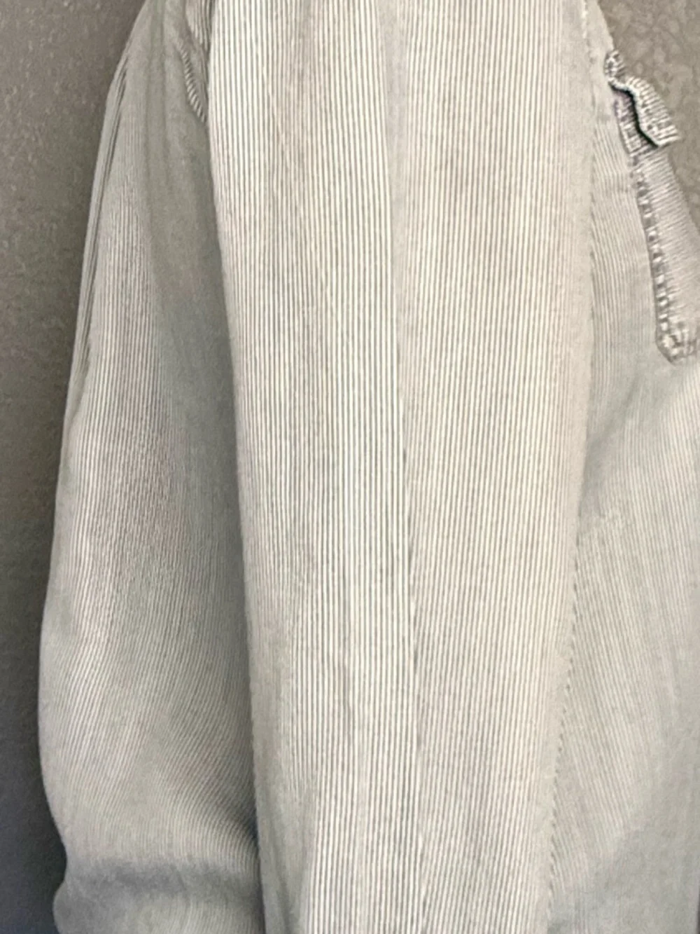 Chaps Chambray Shirt L Blue Button‎ Down Long Sleeve Soft Wash Striped